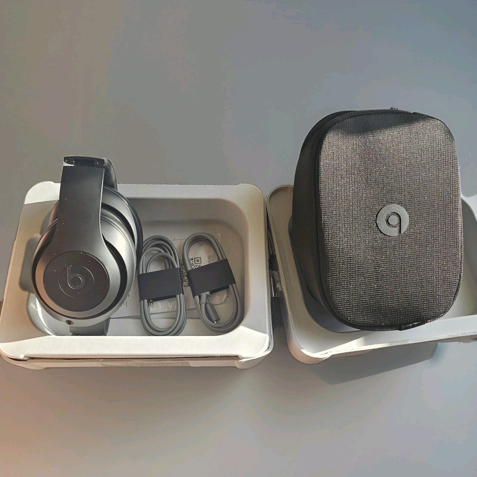 Beats Studio Pro Wireless Over Ear Bluetooth Noise Cancelling Headphones Black4